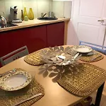 65m2, 3 Chambres, Proxi Commerces, A 아파트 *