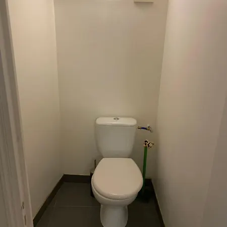 65m2, 3 Chambres, Proxi Commerces, A